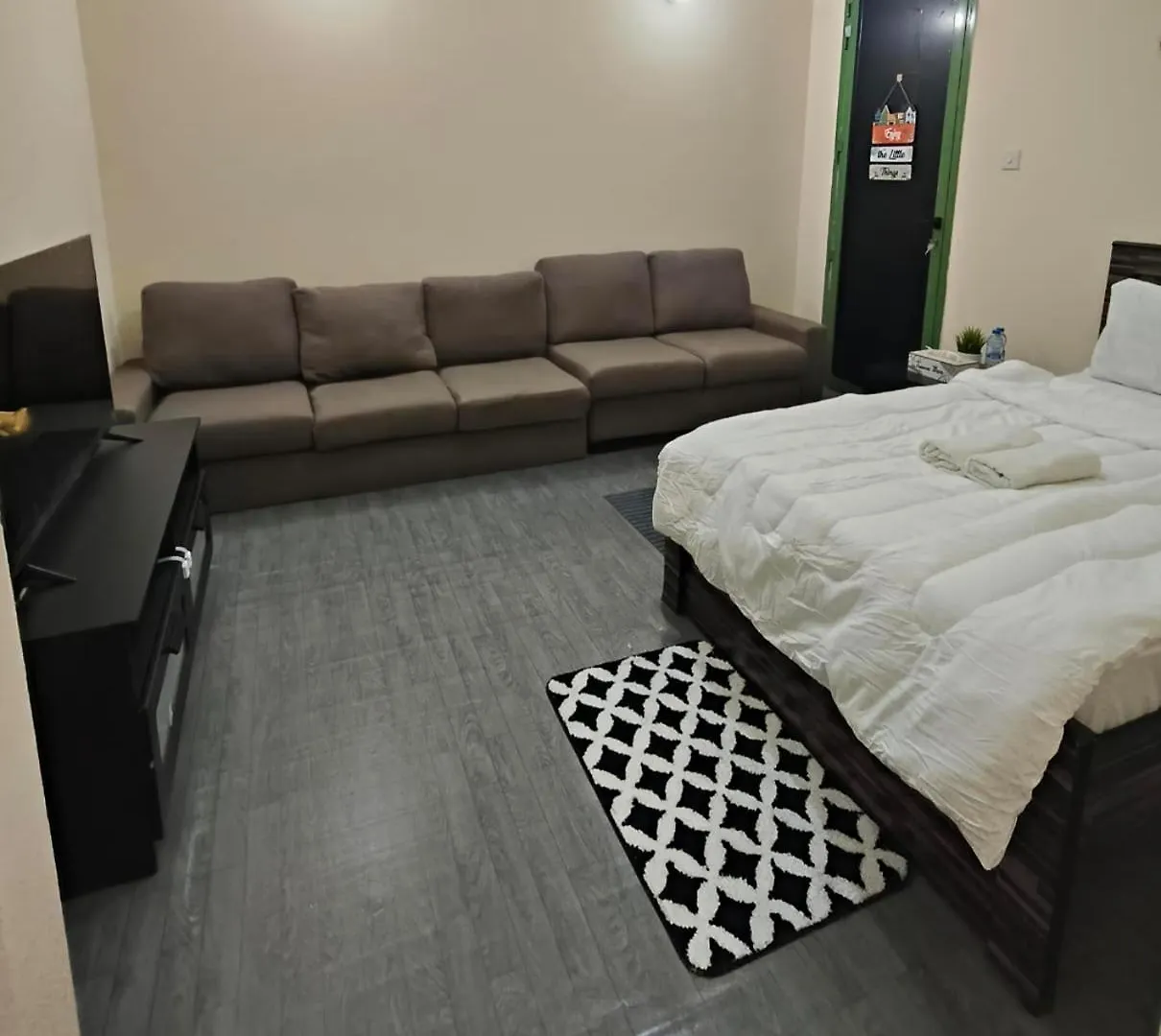 Bb Homes Transient Αμπού Ντάμπι 0*,